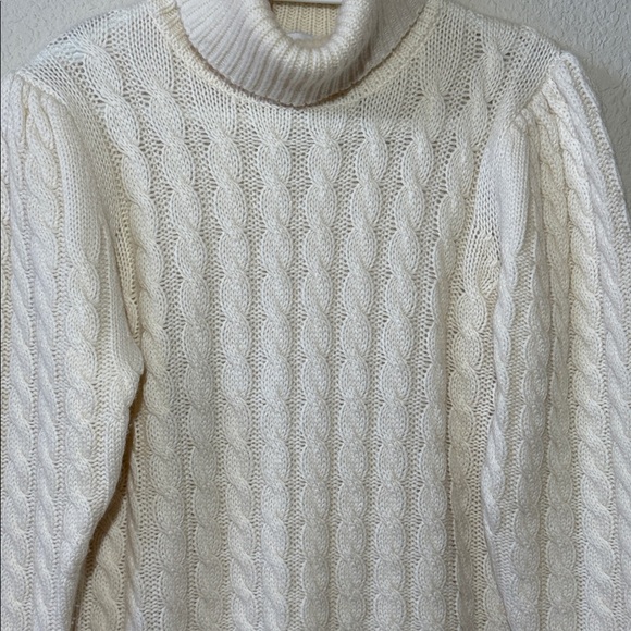 Madeleine Thompson Cashmere Cable Knit Sweater - Picture 3 of 8